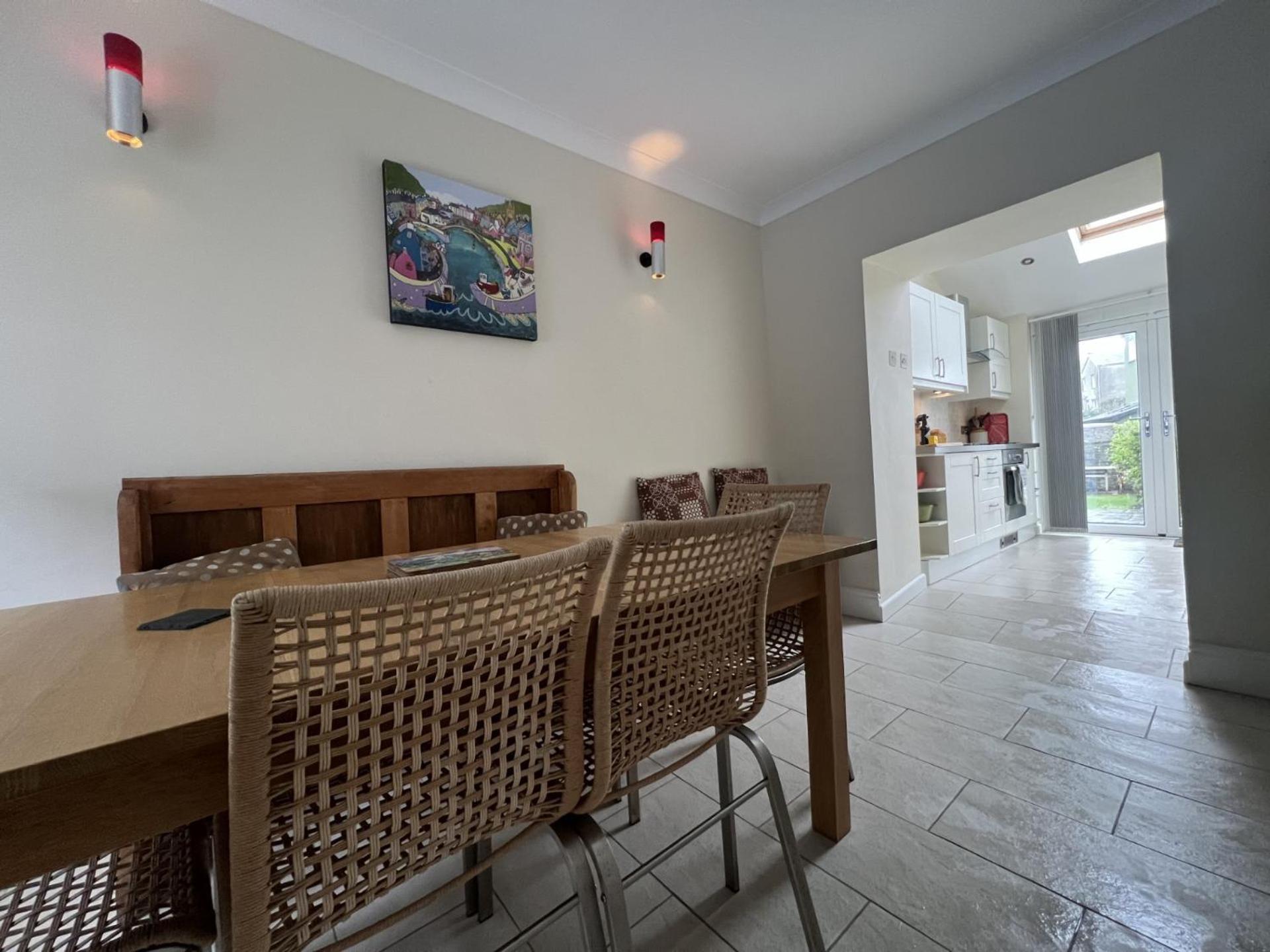 Nant Meigan, Georgian Townhouse In Centre Of Aberaeron, Dog Friendly Exterior photo